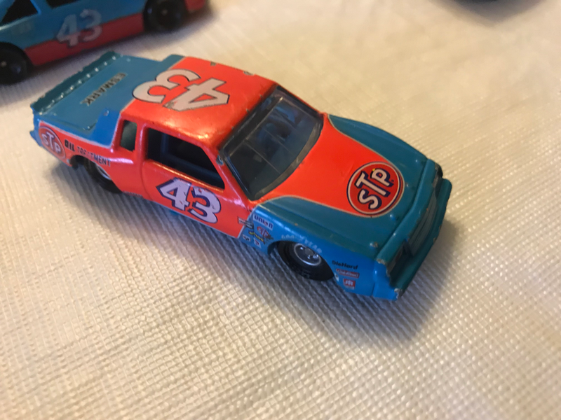 Illustration for article titled Colossal Die-Cast Collection - Box 111 - NASCAR is Best Car!
